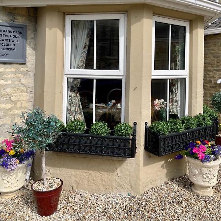 Apsley Villa Guest House. Cirencester Exteriör bild